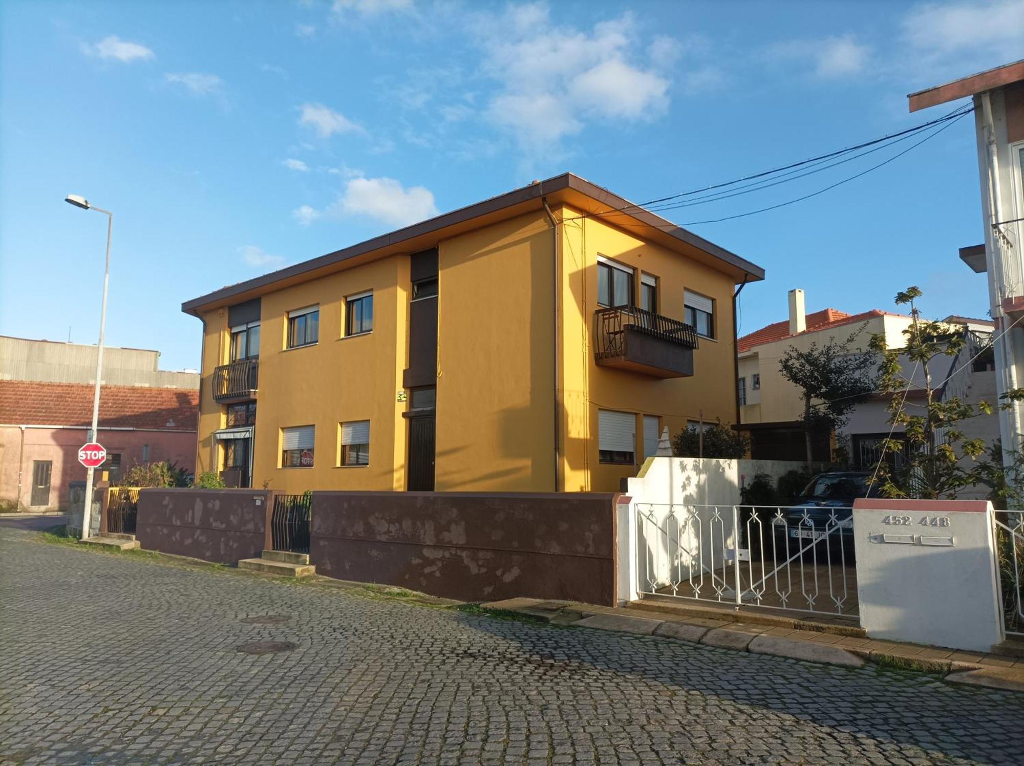 Appartement Yellow House à Senhora da Hora Extérieur photo